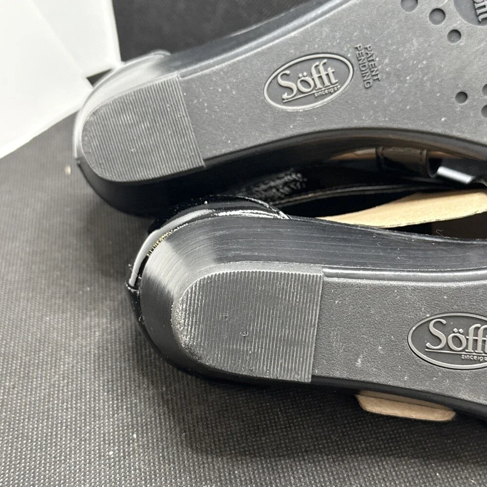 Women’s Sofft Innis Black Crinkle Patent Leather Sandals Size 8.5 - UZI114